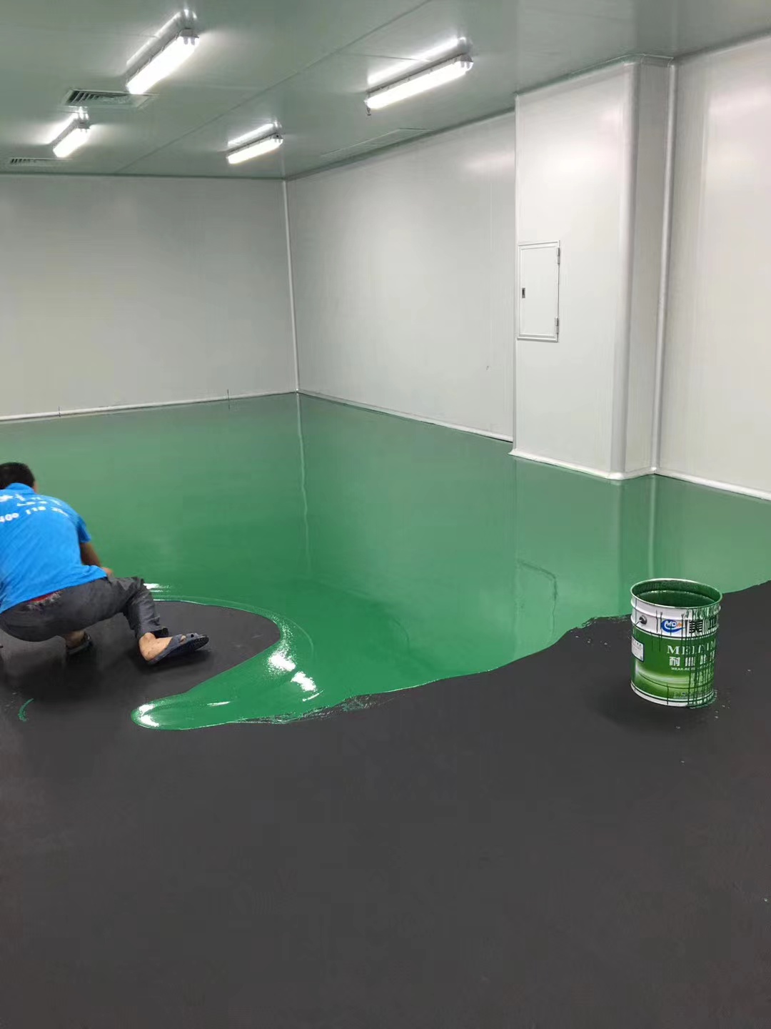 廣州環氧防靜電地坪漆施工流程如何正確操作